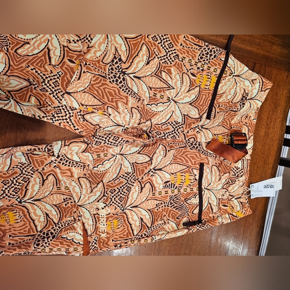 Addidas Terrex convertible trail pants NWT size 10 - Picture 4 of 8